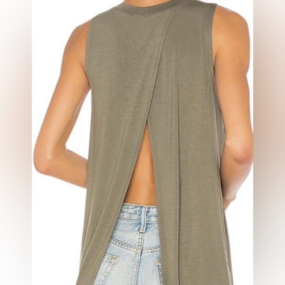 BCBGeneration Black/Gray Stripe Sleeveless Open back Tank- Medium 8-10